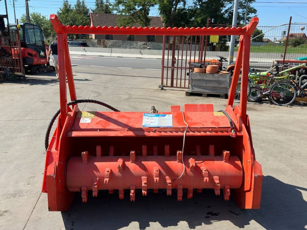 Topcat SSFM81 NEW FORESTRY MULCHER - ماكينات قطع الحشائش الغابات: صور 1 Topcat SSFM81 NEW FORESTRY MULCHER - ماكينات قطع الحشائش الغابات: صور 1