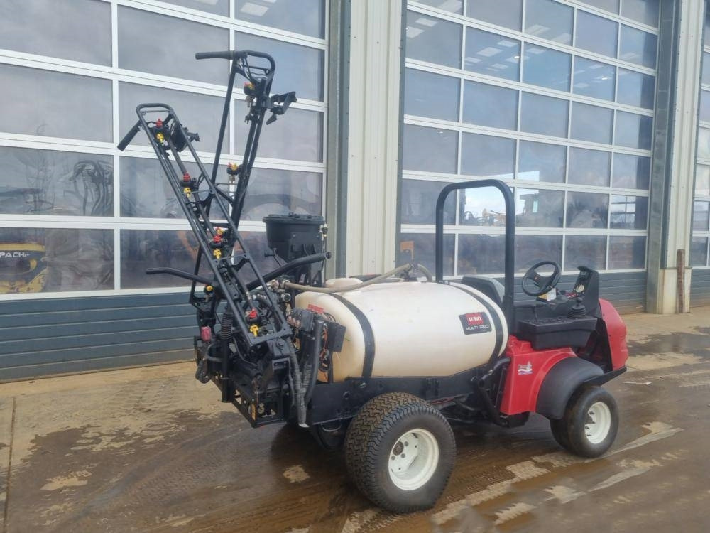 Toro Multi Pro 1750 - آلة الرش ذاتية الحركة: صور 5 Toro Multi Pro 1750 - آلة الرش ذاتية الحركة: صور 5