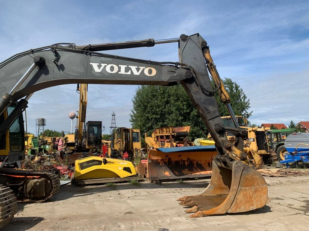 Volvo EC 290 B LC - حفارات زحافة: صور 5 Volvo EC 290 B LC - حفارات زحافة: صور 5