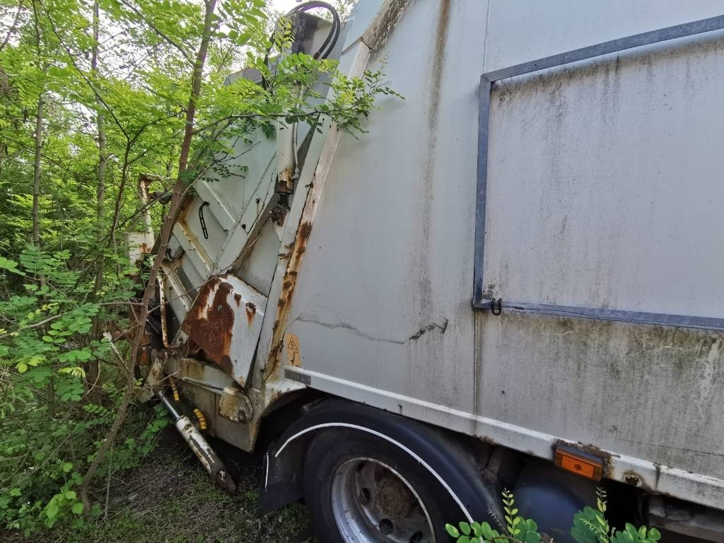 Volvo FL6 - شاحنة القمامة: صور 3 Volvo FL6 - شاحنة القمامة: صور 3