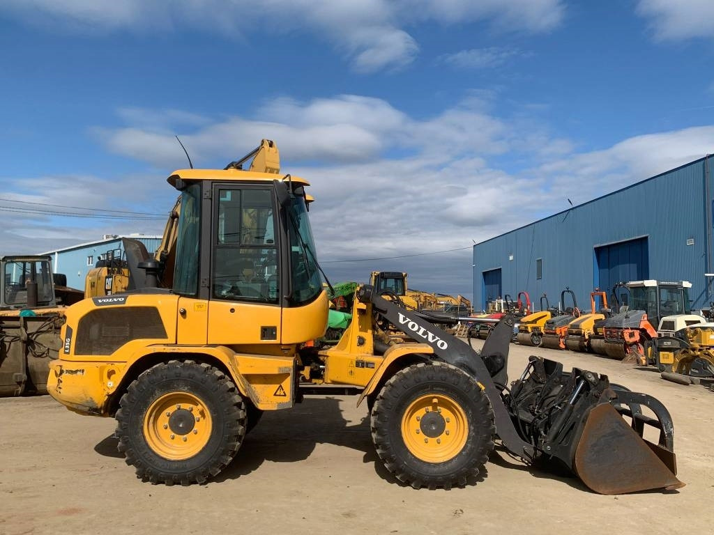 Volvo L 35 G - اللودر بعجل: صور 3 Volvo L 35 G - اللودر بعجل: صور 3