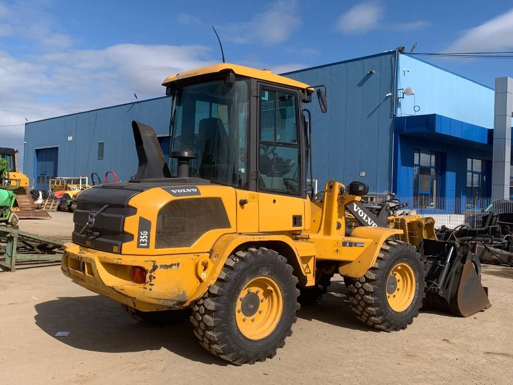 Volvo L 35 G - اللودر بعجل: صور 4 Volvo L 35 G - اللودر بعجل: صور 4