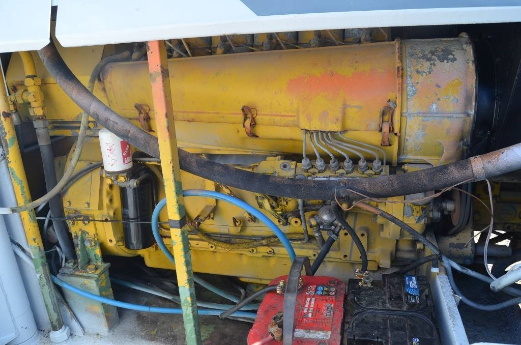 Wirtgen W1000L - ماكينات لصقل الأسفلت: صور 5 Wirtgen W1000L - ماكينات لصقل الأسفلت: صور 5