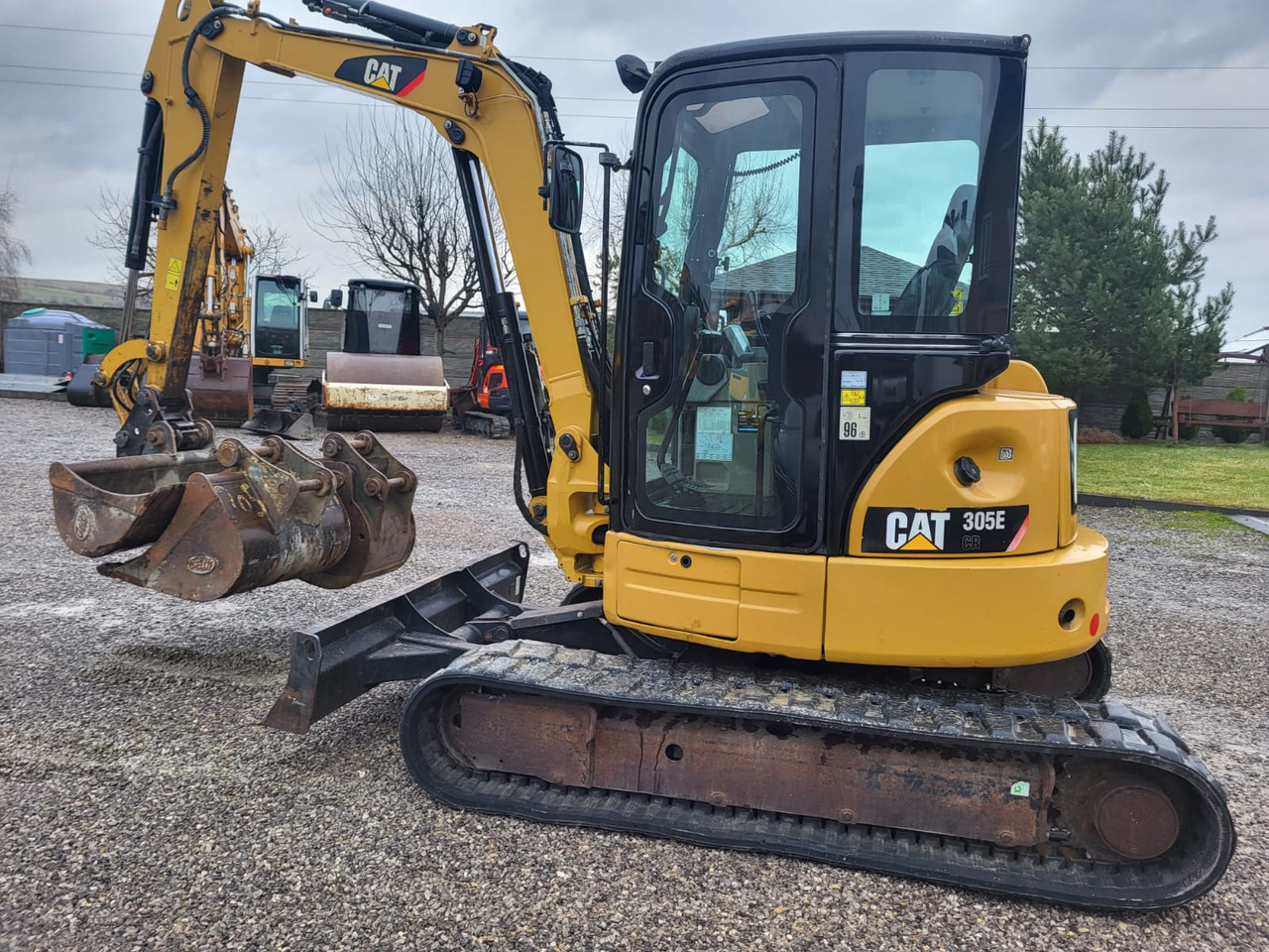 CATERPILLAR 305E CR - حفارة مصغرة: صور 1 CATERPILLAR 305E CR - حفارة مصغرة: صور 1