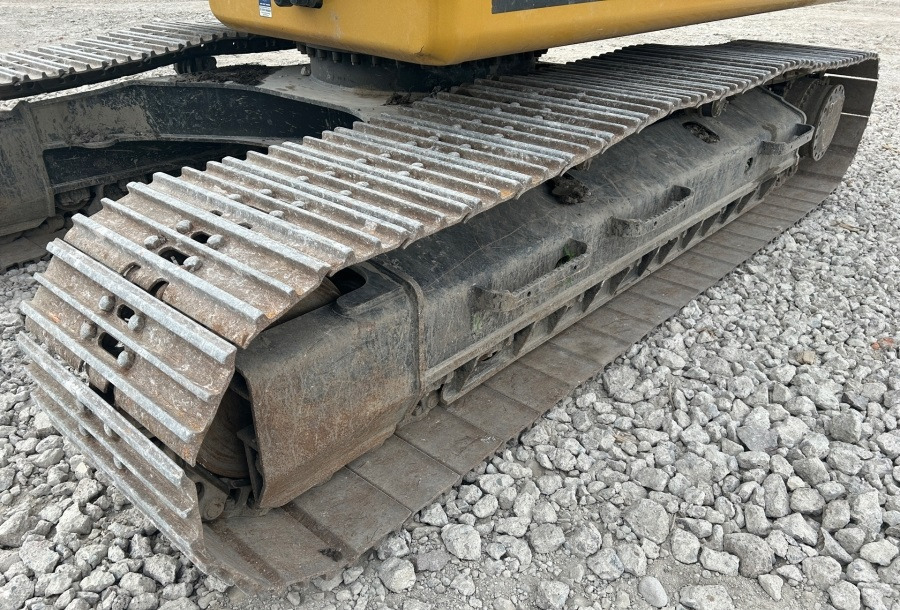 CATERPILLAR 320 F - حفارات زحافة: صور 3 CATERPILLAR 320 F - حفارات زحافة: صور 3