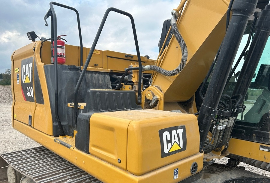 CATERPILLAR 320 F - حفارات زحافة: صور 2 CATERPILLAR 320 F - حفارات زحافة: صور 2