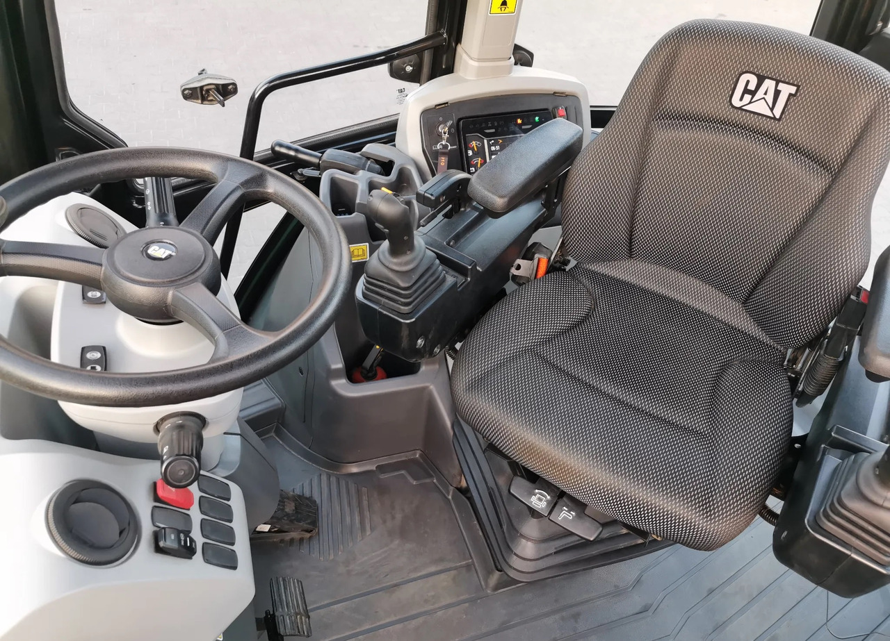 Caterpillar 432 - حفار متعدد الاستخدام: صور 5 Caterpillar 432 - حفار متعدد الاستخدام: صور 5