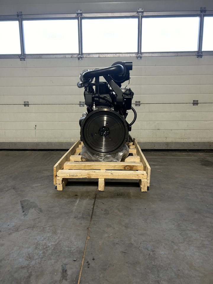 Yanmar 4TNV98T - المحرك - أخرى: صور 5 Yanmar 4TNV98T - المحرك - أخرى: صور 5