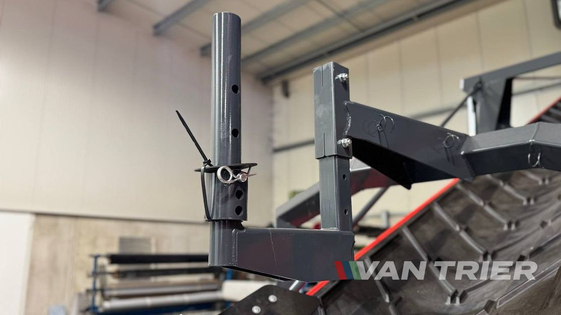 Miedema ML1680 Premium Store loader - سيور ناقلة: صور 4 Miedema ML1680 Premium Store loader - سيور ناقلة: صور 4