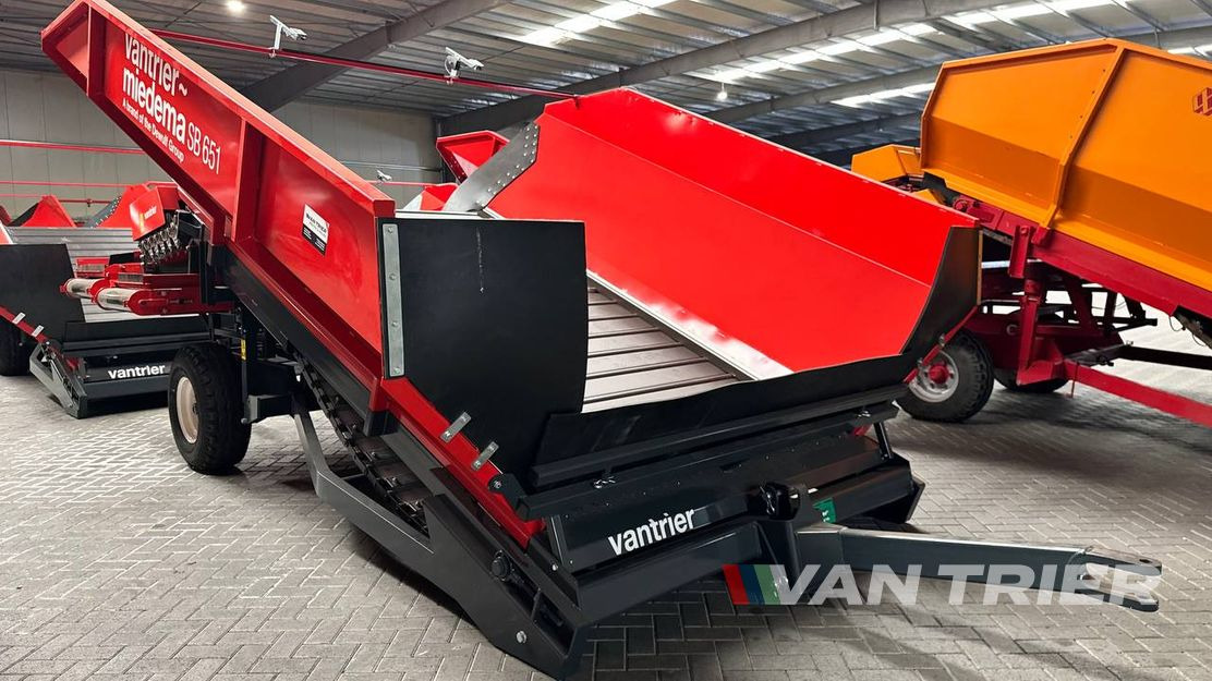 Miedema SB651 Receiving hopper - معدات التخزين: صور 4 Miedema SB651 Receiving hopper - معدات التخزين: صور 4