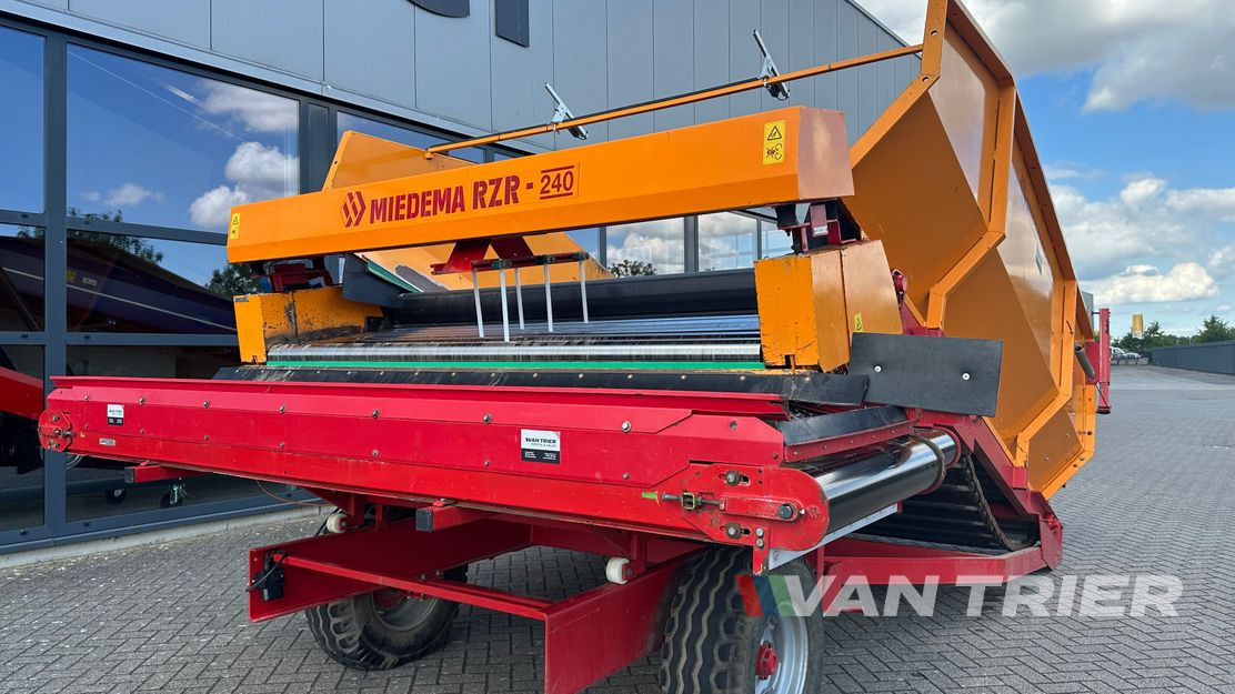 Miedema SB851 Receiving hopper - معدات التخزين: صور 4 Miedema SB851 Receiving hopper - معدات التخزين: صور 4