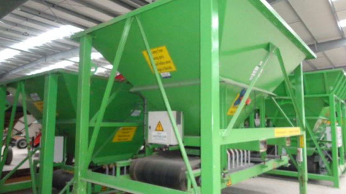 Van Trier TR40-26 Hopper - معدات التخزين: صور 2 Van Trier TR40-26 Hopper - معدات التخزين: صور 2