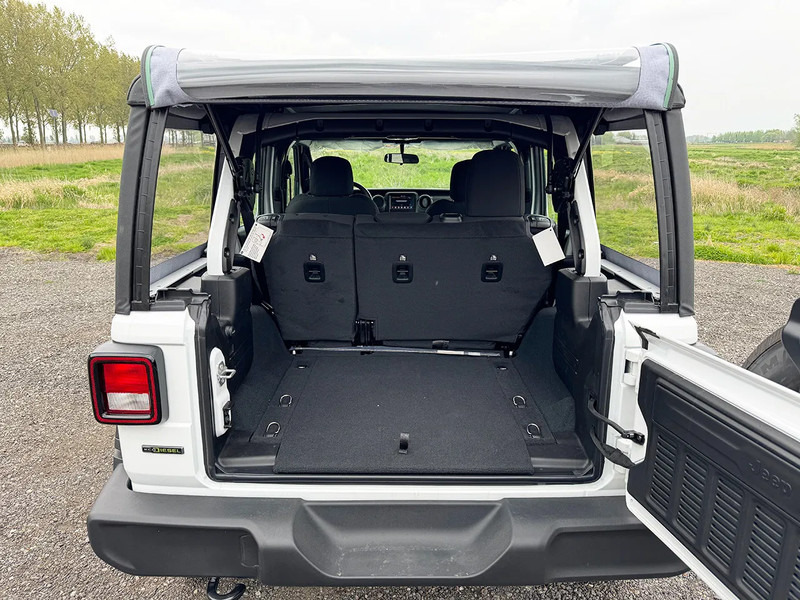 Jeep Wrangler 4x4 3.0 Diesel UNLIMITED SPORT 5 DOORS - EURO 6 - NEW!! LARGE QUANTITY AVAILABLE!! - شاحنة البيك أب: صور 5 Jeep Wrangler 4x4 3.0 Diesel UNLIMITED SPORT 5 DOORS - EURO 6 - NEW!! LARGE QUANTITY AVAILABLE!! - شاحنة البيك أب: صور 5
