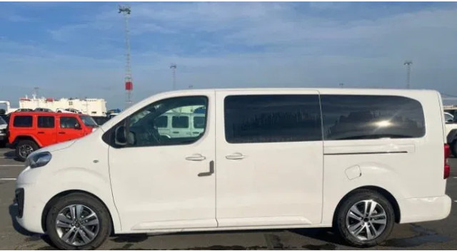 Peugeot Traveller VIP Business Lounge L3 FWD 2.0D A/T - 150hp - 8 seater - صغيرة, ميكروباص: صور 2 Peugeot Traveller VIP Business Lounge L3 FWD 2.0D A/T - 150hp - 8 seater - صغيرة, ميكروباص: صور 2