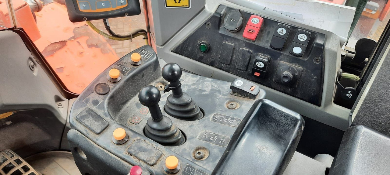 CAT 962M Klima 1-Hand German Maschine!!!! - اللودر بعجل: صور 5 CAT 962M Klima 1-Hand German Maschine!!!! - اللودر بعجل: صور 5
