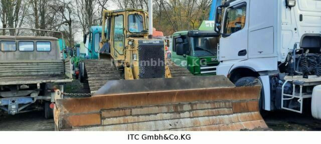 Caterpillar D5H LGP Raupe - بلدوزر: صور 1 Caterpillar D5H LGP Raupe - بلدوزر: صور 1