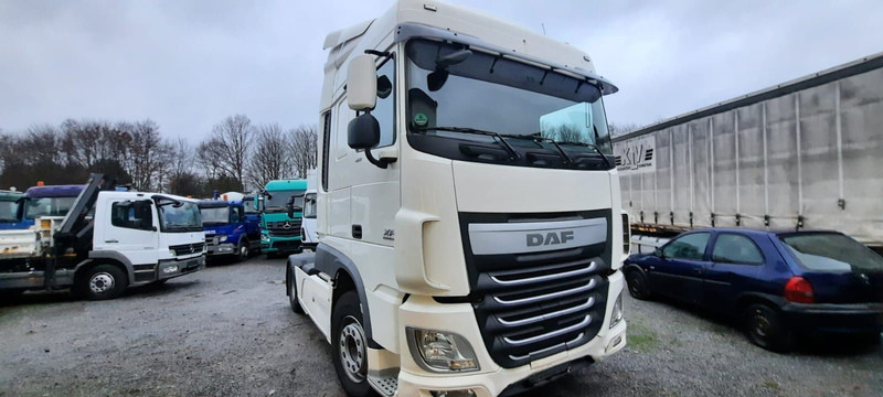DAF XF106- 460 Space Cap Vollaustt.Top Top Zus - شاحنة جرار: صور 1 DAF XF106- 460 Space Cap Vollaustt.Top Top Zus - شاحنة جرار: صور 1
