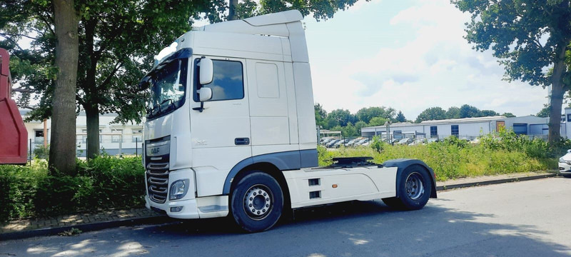 DAF XF106-460PS 1-Hand - شاحنة جرار: صور 2 DAF XF106-460PS 1-Hand - شاحنة جرار: صور 2