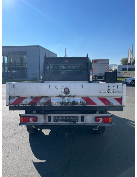 Fiat Ducato - الشاحنات الصغيرة المسطحة: صور 5 Fiat Ducato - الشاحنات الصغيرة المسطحة: صور 5