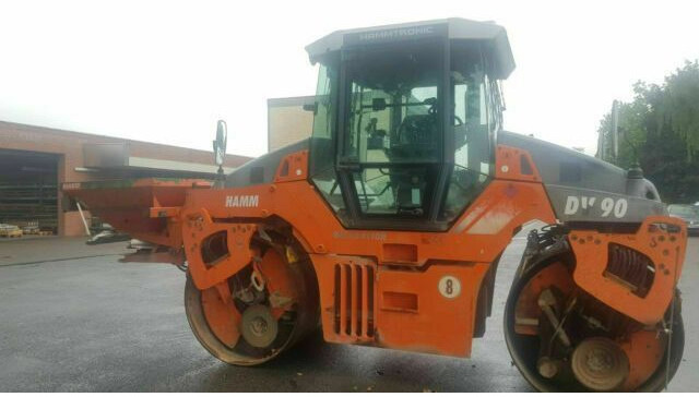Hamm DV90 VO mit Streuer Klima German Maschine - مدحلة: صور 3 Hamm DV90 VO mit Streuer Klima German Maschine - مدحلة: صور 3