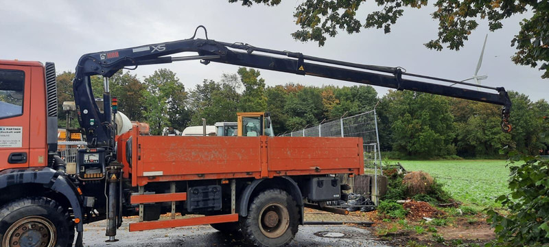 Iveco ML110-220 4x4 mit Kran+Funk - شاحنات مسطحة, شاحنة كرين: صور 2 Iveco ML110-220 4x4 mit Kran+Funk - شاحنات مسطحة, شاحنة كرين: صور 2