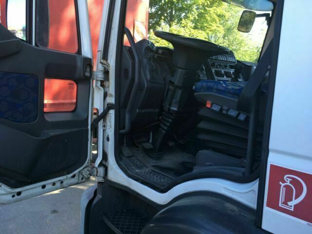 Iveco ML120 E22 Kühlkoffer LBW Deutsche Maschine - مبردة شاحنة: صور 5 Iveco ML120 E22 Kühlkoffer LBW Deutsche Maschine - مبردة شاحنة: صور 5