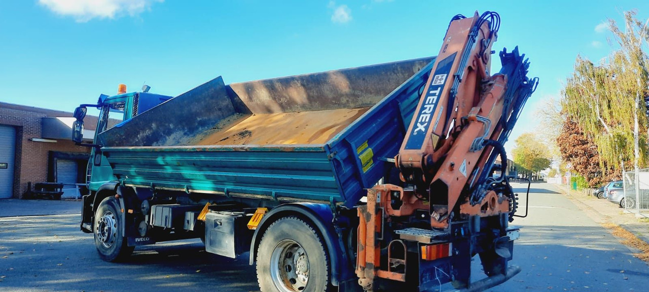 Iveco ML180E28K 4x2 mit Kran/Funk/Greifer - قلابات, شاحنة كرين: صور 5 Iveco ML180E28K 4x2 mit Kran/Funk/Greifer - قلابات, شاحنة كرين: صور 5