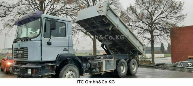 MAN 33.360K 6x4 Blatt/Blatt AP-Achse - قلابات: صور 2 MAN 33.360K 6x4 Blatt/Blatt AP-Achse - قلابات: صور 2