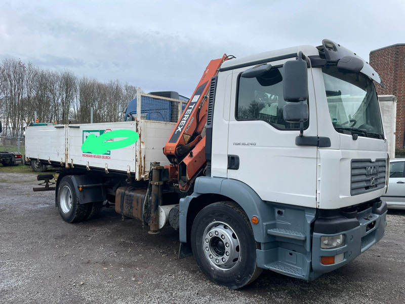 MAN TGM 18.240PS 4x2 3.S-Kipper mit Kran - قلابات, شاحنة كرين: صور 4 MAN TGM 18.240PS 4x2 3.S-Kipper mit Kran - قلابات, شاحنة كرين: صور 4