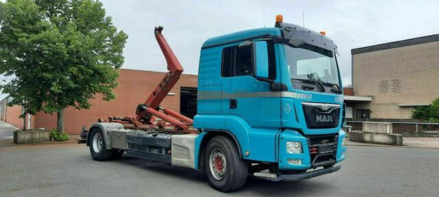 MAN TGS 18.440 Abroller mit Funk +Kran vor - شاحنة ذات الخطاف, شاحنة كرين: صور 2 MAN TGS 18.440 Abroller mit Funk +Kran vor - شاحنة ذات الخطاف, شاحنة كرين: صور 2