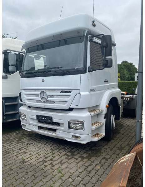 Mercedes-Benz 1833LS G.Haus/Hochdach - شاحنة جرار: صور 1 Mercedes-Benz 1833LS G.Haus/Hochdach - شاحنة جرار: صور 1