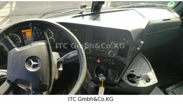 Mercedes-Benz 1840 Actros G.Haus-Hochdach German Truck Vollau - شاحنة جرار: صور 4 Mercedes-Benz 1840 Actros G.Haus-Hochdach German Truck Vollau - شاحنة جرار: صور 4