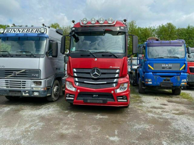Mercedes-Benz 1842 Actros MP4 G.Haus/Hochdach Vollbaust - شاحنة جرار: صور 2 Mercedes-Benz 1842 Actros MP4 G.Haus/Hochdach Vollbaust - شاحنة جرار: صور 2