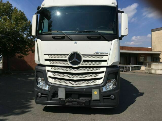Mercedes-Benz 2545 BDF G-Haus Hochdach Streamspace E6 - شاحنة ستارة: صور 2 Mercedes-Benz 2545 BDF G-Haus Hochdach Streamspace E6 - شاحنة ستارة: صور 2