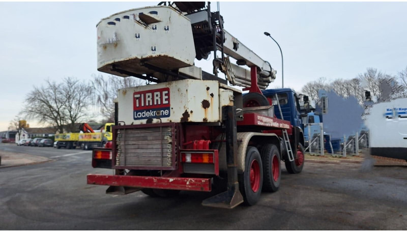 Mercedes-Benz 2629 AK Motorwagen mit Kran Dachdeckerkran6x6 - شاحنة كرين: صور 4 Mercedes-Benz 2629 AK Motorwagen mit Kran Dachdeckerkran6x6 - شاحنة كرين: صور 4