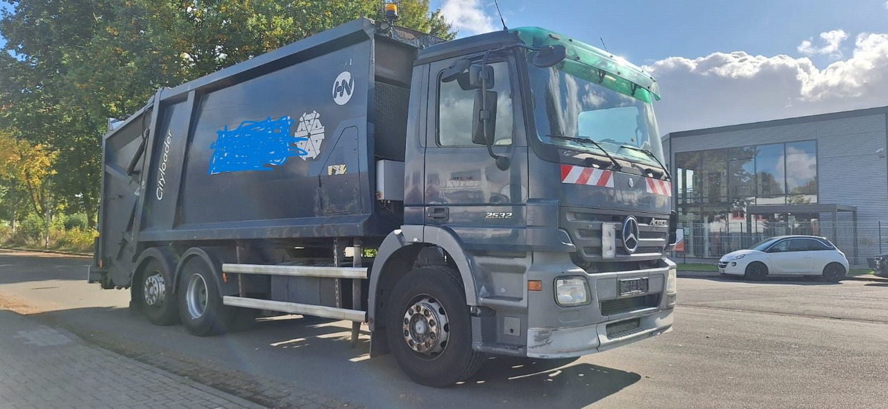 Mercedes-Benz 2632 Müllwgen 6x2 M.Haus Blatt/Luft - شاحنة القمامة: صور 2 Mercedes-Benz 2632 Müllwgen 6x2 M.Haus Blatt/Luft - شاحنة القمامة: صور 2