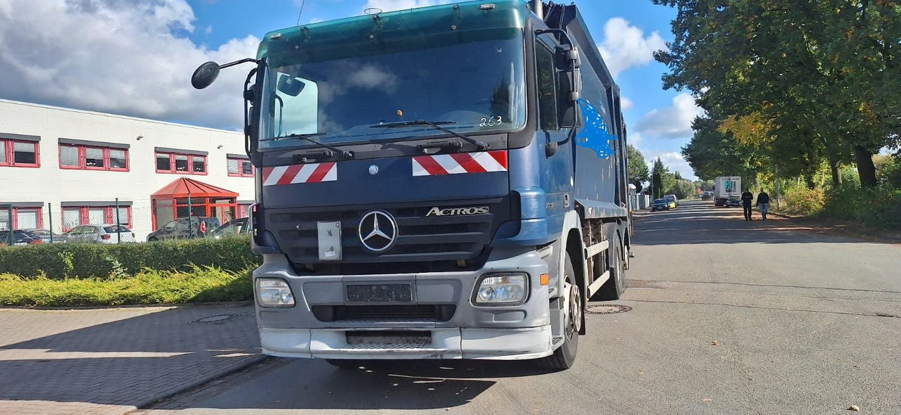 Mercedes-Benz 2632 Müllwgen 6x2 M.Haus Blatt/Luft - شاحنة القمامة: صور 3 Mercedes-Benz 2632 Müllwgen 6x2 M.Haus Blatt/Luft - شاحنة القمامة: صور 3