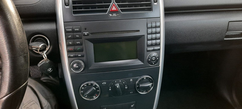 Mercedes-Benz A-Klasse 180 A 180 CDI AVANTGARDE - هاتشباك: صور 5 Mercedes-Benz A-Klasse 180 A 180 CDI AVANTGARDE - هاتشباك: صور 5