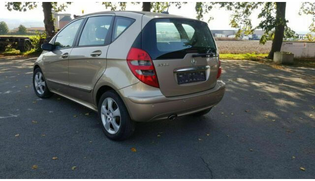 Mercedes-Benz A-Klasse 200 CDI - هاتشباك: صور 3 Mercedes-Benz A-Klasse 200 CDI - هاتشباك: صور 3