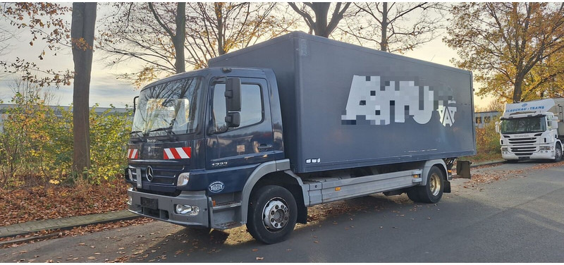 Mercedes-Benz Atego 1223 - بصندوق مغلق شاحنة: صور 1 Mercedes-Benz Atego 1223 - بصندوق مغلق شاحنة: صور 1