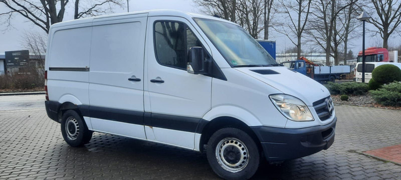 Mercedes-Benz Sprinter 316 Kastenwagen - فان المدمجة: صور 1 Mercedes-Benz Sprinter 316 Kastenwagen - فان المدمجة: صور 1
