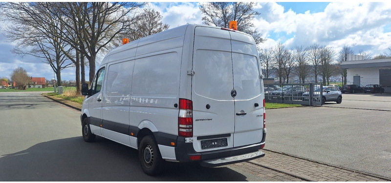 Mercedes-Benz Sprinter II Kasten 216CDI Lang/Hoch - فان المدمجة: صور 4 Mercedes-Benz Sprinter II Kasten 216CDI Lang/Hoch - فان المدمجة: صور 4