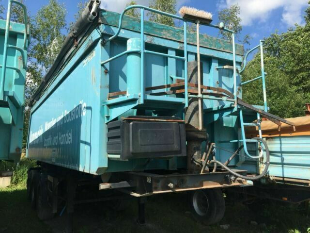 Reisch SKI 24 32 Kubik Mulde German Fahrzeug - قلابة نصف مقطورة: صور 1 Reisch SKI 24 32 Kubik Mulde German Fahrzeug - قلابة نصف مقطورة: صور 1