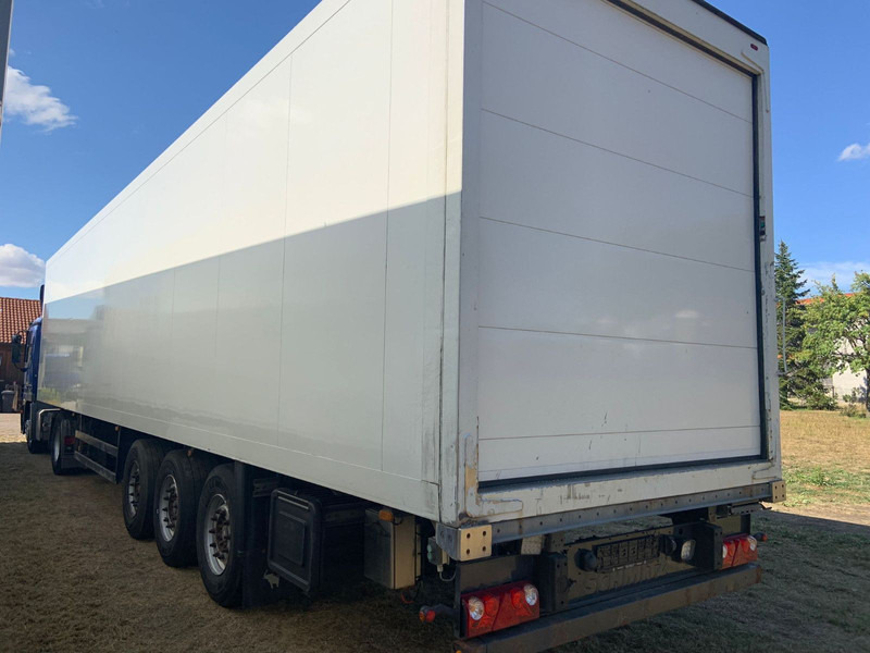 Schmitz Cargobull SKO 24 Tiefkühler 3Achser SAF - مبردة نصف مقطورة: صور 3 Schmitz Cargobull SKO 24 Tiefkühler 3Achser SAF - مبردة نصف مقطورة: صور 3