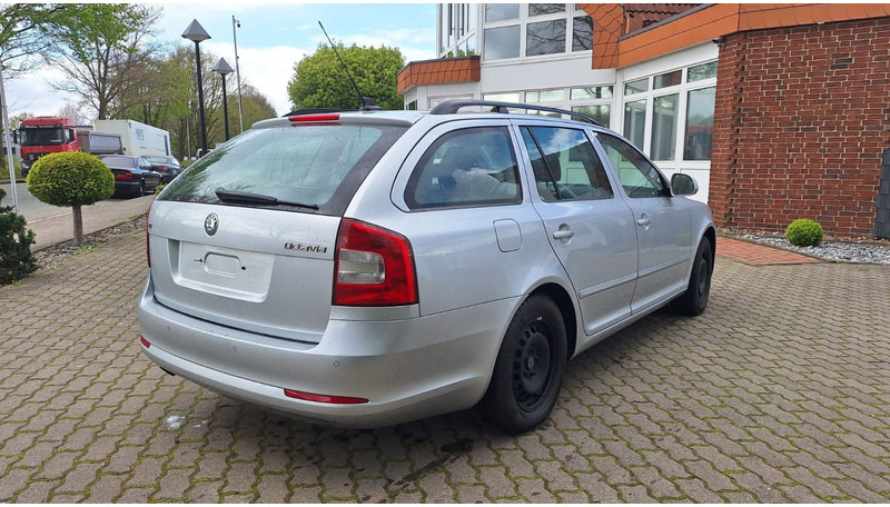 Škoda Octavia - سيارة ستيشن: صور 4 Škoda Octavia - سيارة ستيشن: صور 4