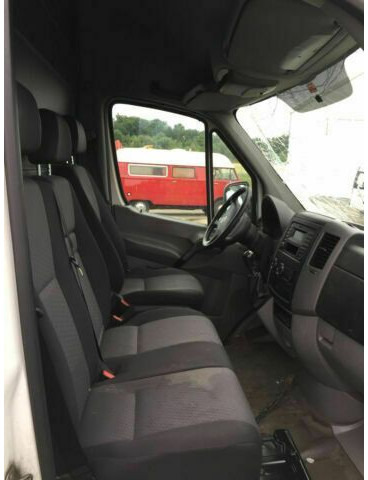 Volkswagen Crafter Kastenwagen Maxi Lang/Hoch - فان: صور 4 Volkswagen Crafter Kastenwagen Maxi Lang/Hoch - فان: صور 4