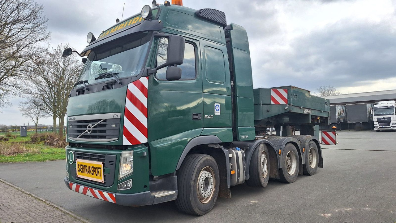 Volvo FH 540 8x4 - شاحنة جرار: صور 1 Volvo FH 540 8x4 - شاحنة جرار: صور 1