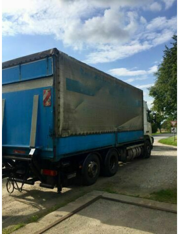 Volvo FH12-420 Euro:4Plane Spriegel mit LBW 3000kg - شاحنة ستارة: صور 3 Volvo FH12-420 Euro:4Plane Spriegel mit LBW 3000kg - شاحنة ستارة: صور 3
