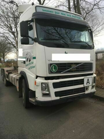 Volvo FH12-420 G.Haus 2xBett Klima Schaltgetriebe Reta - شاحنة ذات الخطاف: صور 2 Volvo FH12-420 G.Haus 2xBett Klima Schaltgetriebe Reta - شاحنة ذات الخطاف: صور 2