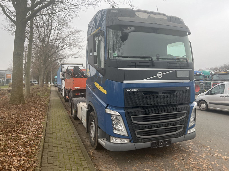 Volvo FH460 G.Haus/Hochdach 1-Hand Kipperhy - شاحنة جرار: صور 3 Volvo FH460 G.Haus/Hochdach 1-Hand Kipperhy - شاحنة جرار: صور 3